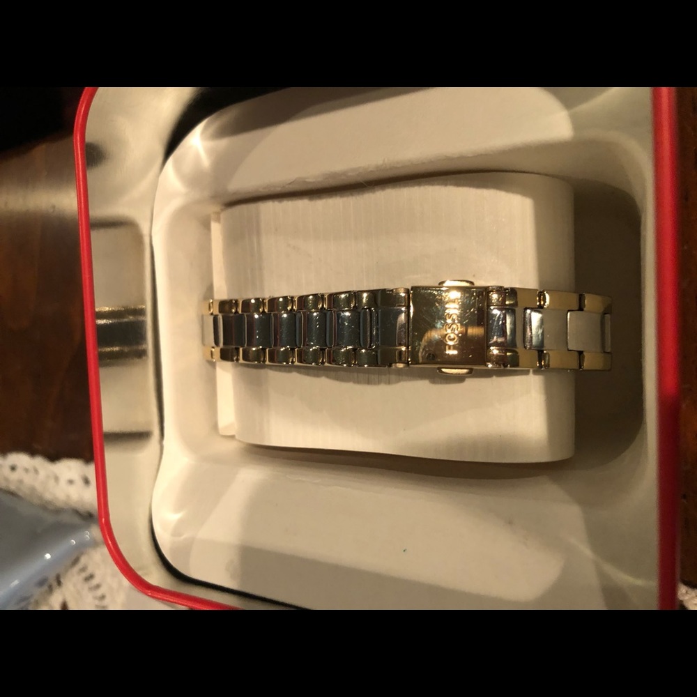 Ladies Fossil watch - Picture 4 of 5